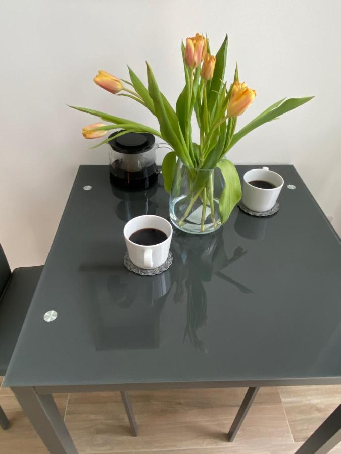 Lovely And Modern Studio Apartment. Borehamwood Esterno foto